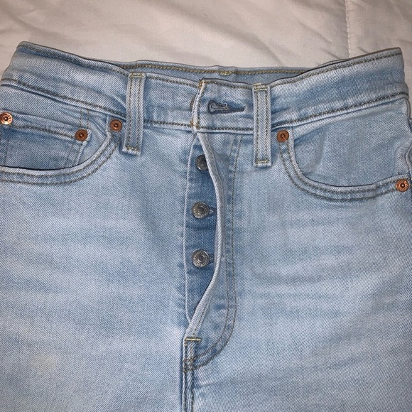 Levi’s Ribcage Bootcut Jeans - Picture 7 of 9